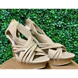 Body Central Tan Heels Woman’s Size 10.